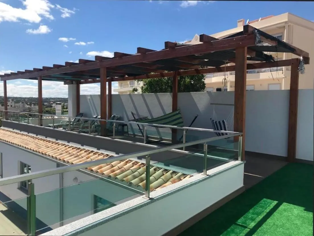 Casa de hóspedes Peralux Hotel